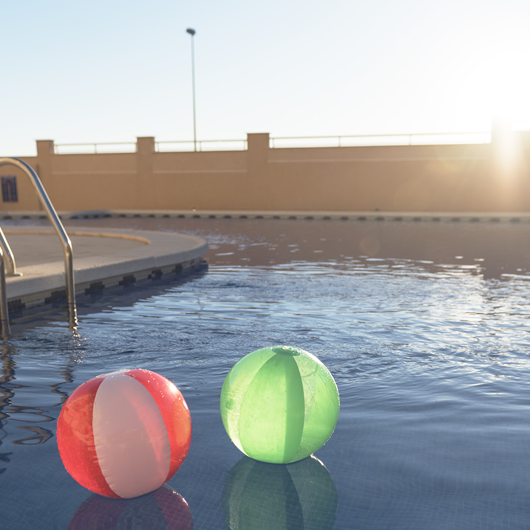 Strandbal gestreept rood/wit - Afbeelding 5