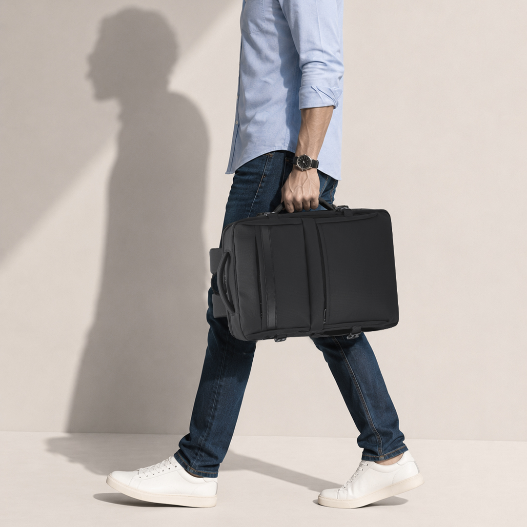 Zwarte polyester rugzak - Met zijvakken en laptopvak - 30 x 46 cm - Afbeelding 20